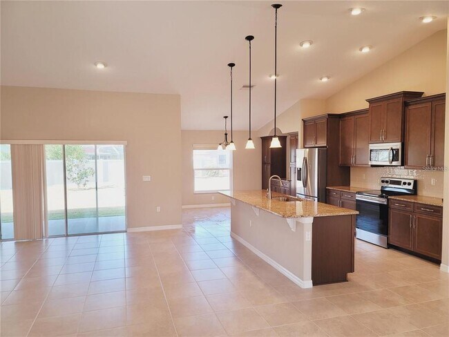 Building Photo - 5 Bowie Pl