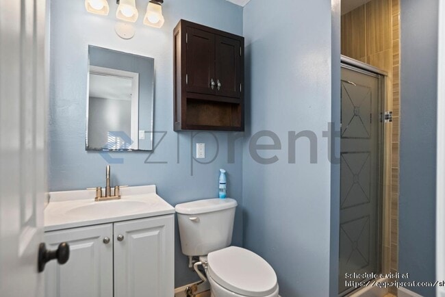 Building Photo - 1814 Armand Dr