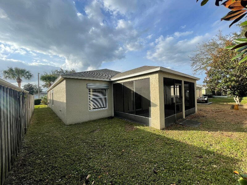 Building Photo - 4321 Swanna Dr