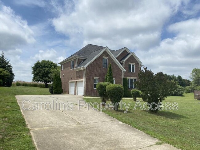 Building Photo - 1021 Rolling Farm Dr