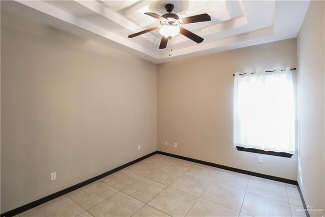 Building Photo - 2113 Rice Ave