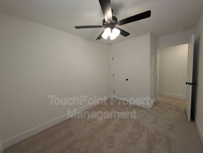 Building Photo - 1415 Arden Ave