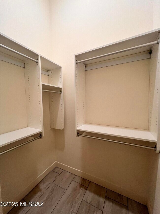 Building Photo - 14205 N Stone View Pl