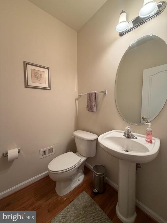 Building Photo - 4587 Derring Ln