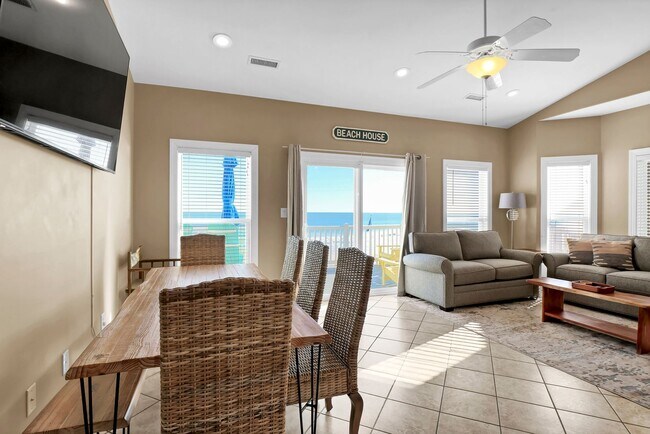 Building Photo - 306 Sea Star Cir