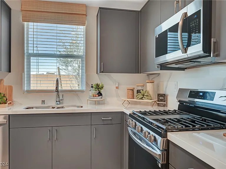 Building Photo - 915 Cadence Vw Wy