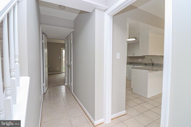 Building Photo - 1045 Brixton Ct