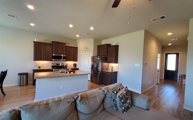 Building Photo - 24418 Hollow Gate Meadow Ct