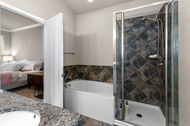 Building Photo - 7317A Colina Vista Loop