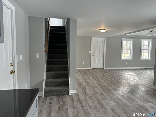 Building Photo - 1197 Ratley Rd