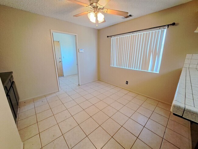 Building Photo - Don’t miss this wonderful opportunity to make this move-in-ready Phelan home yours!