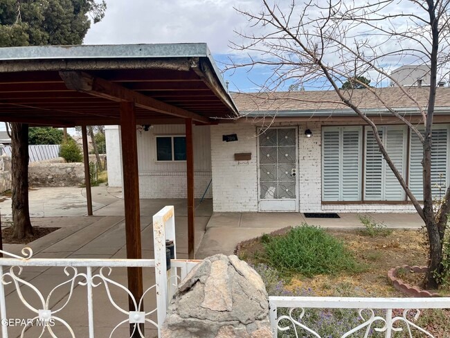 Building Photo - 7051 Becky Ln