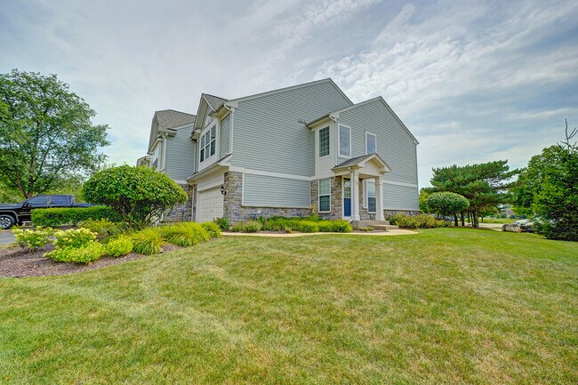 Building Photo - 511 Valentine Way