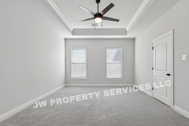 Building Photo - 44208 Huntley Rd