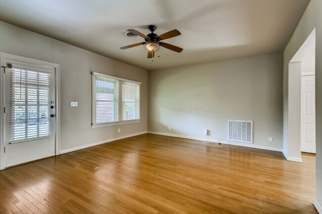 Building Photo - Minutes From Woodlawn Lake - 4 miles from ...