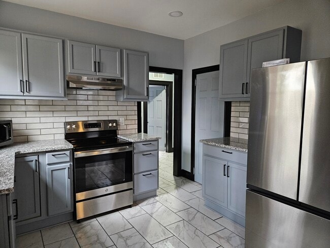 Building Photo - 29 Baker St