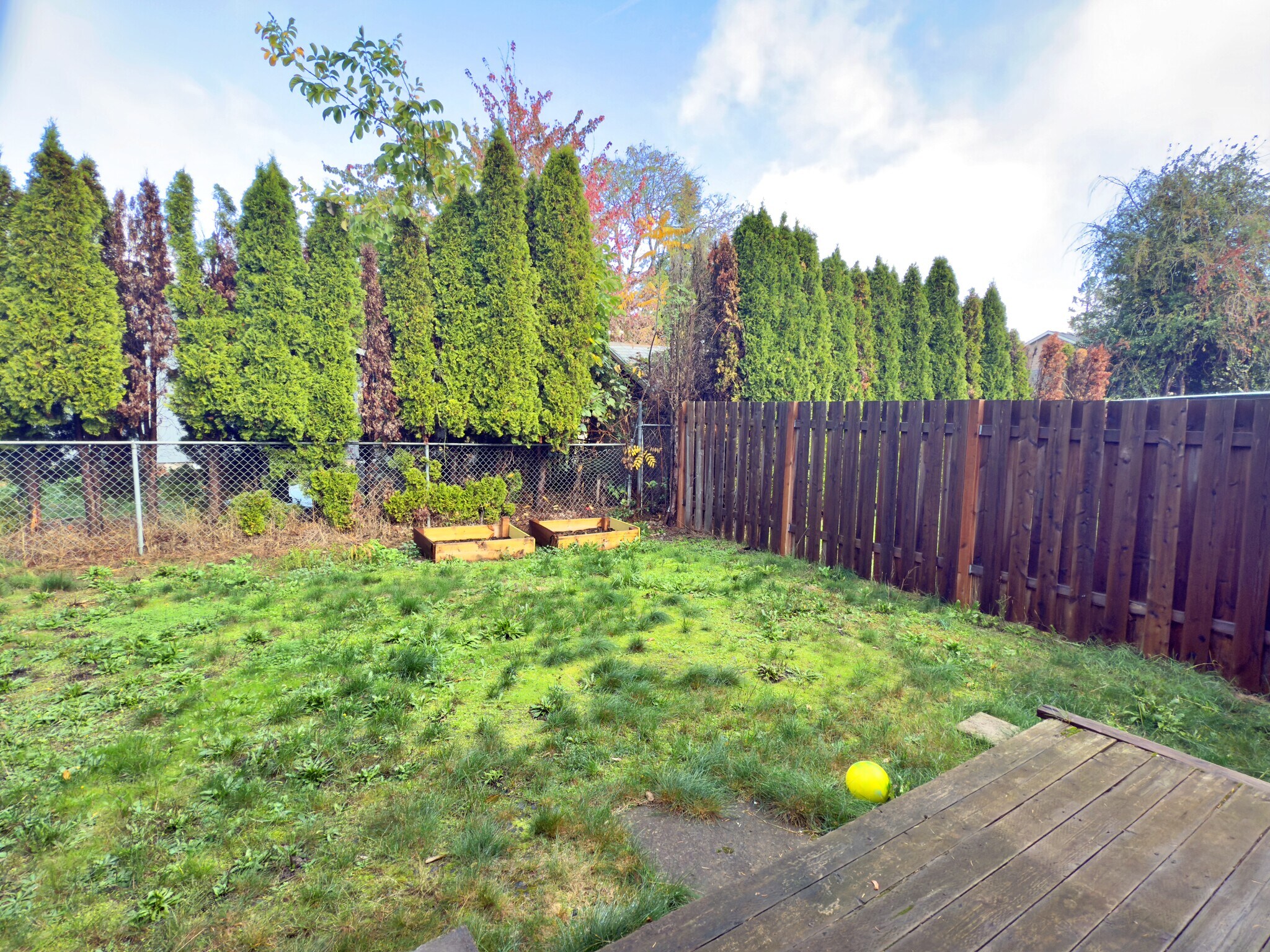 Building Photo - 6731 SE Fern Ave