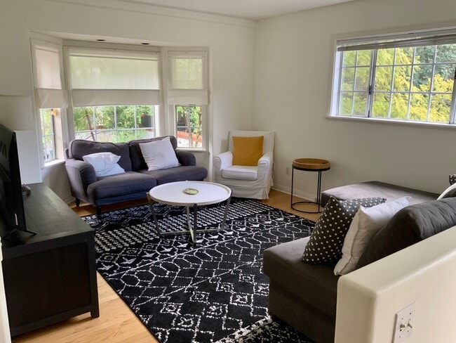 Family /Media Room - 8287 Mannix Dr