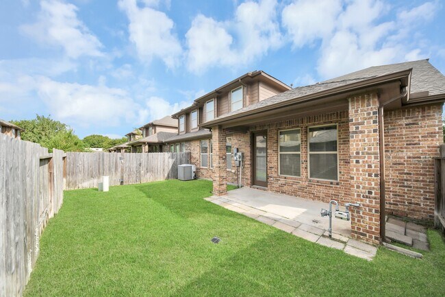 Building Photo - 24219 Peralta Glen Ln