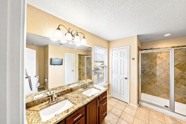 Building Photo - Better Than New and Unlike Anything Else in Villa Del Sol