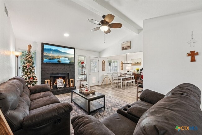 Building Photo - 2009 Starlight Dr