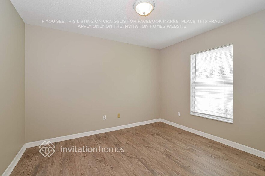 Building Photo - 211 Compass Rose Dr