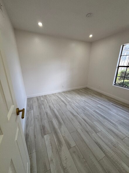 Building Photo - 1220 Marble Ln