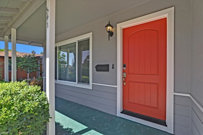 Building Photo - 2 br, 1 bath House - 541 Richmond Avenue