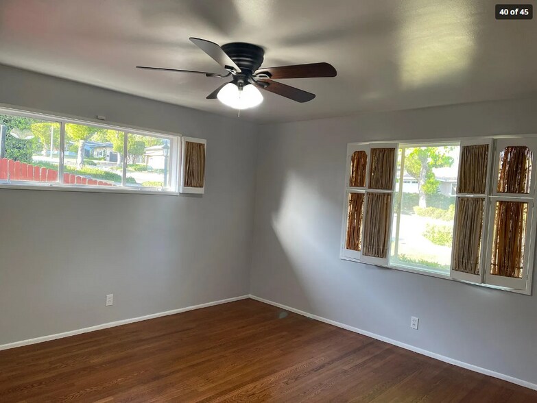 Building Photo - 1085 Riviera Dr