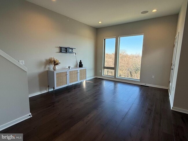 Building Photo - 3119 Pierview Ln