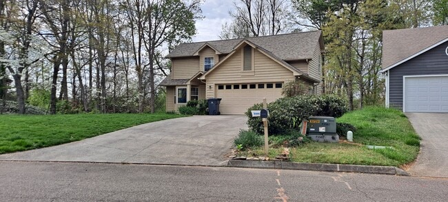 Building Photo - 1401 Francis Station Dr