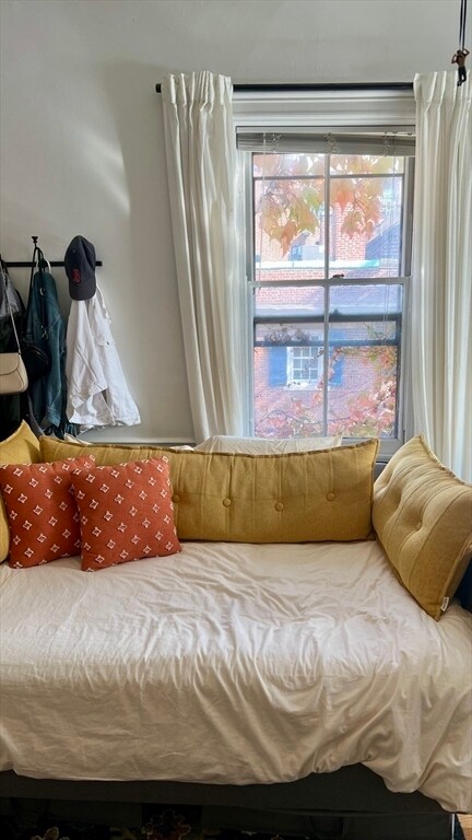 Primary Photo - 49 Brimmer St