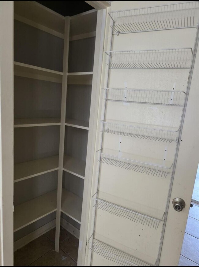 Building Photo - 14319 Whitecross Dr