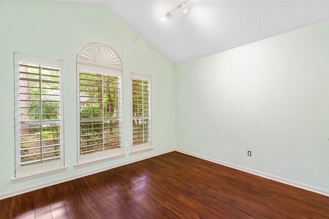 Building Photo - 206 N Dreamweaver Cir