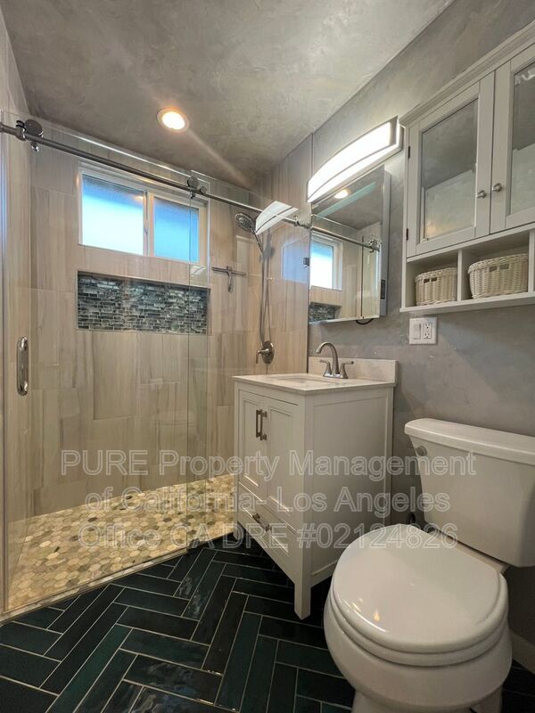 Building Photo - 4417 166th St