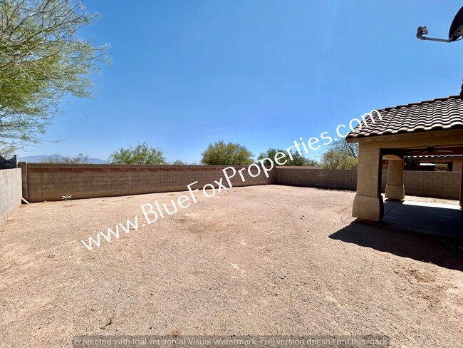 Building Photo - 6626 E Bambino Rd