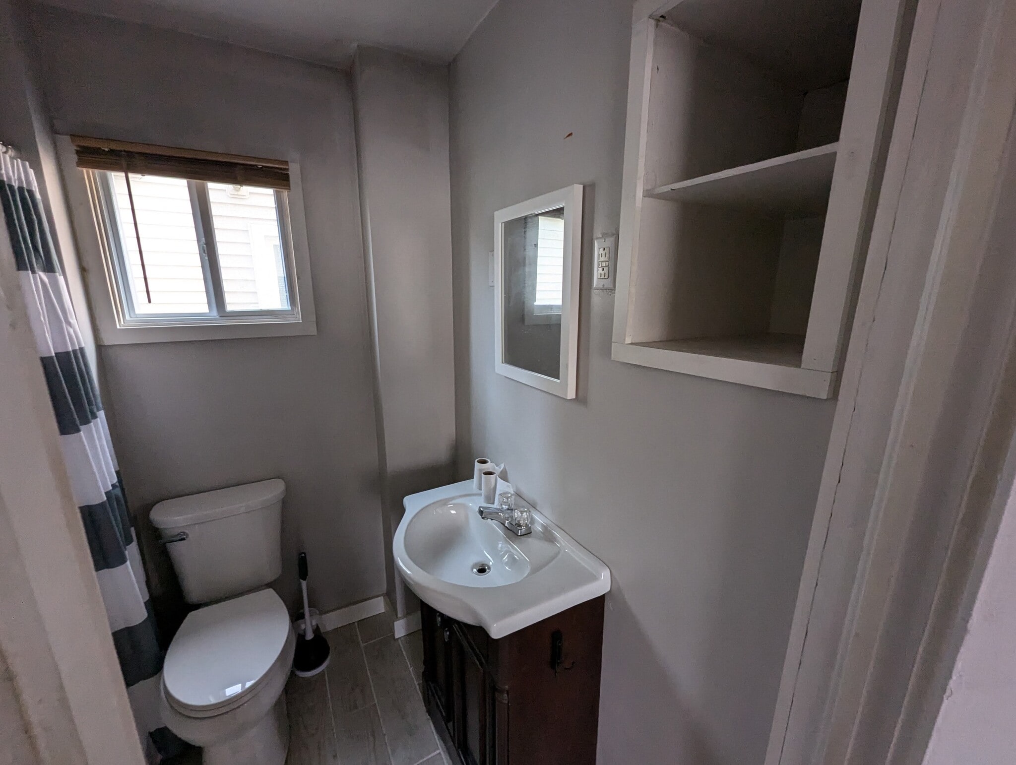 Bathroom View 2 - 18 Charlotte Ave