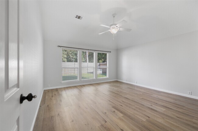 Building Photo - 19134 Milloak Dr