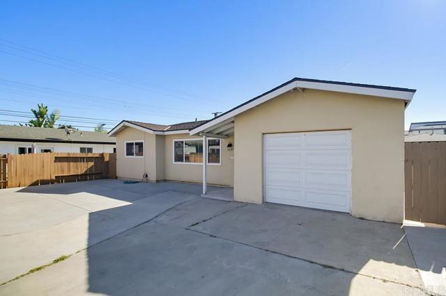 Building Photo - 1685 Donax Ave