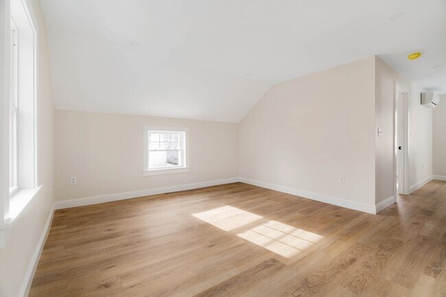 Building Photo - 121 Fayette St