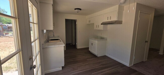 Building Photo - Beautifully Remodeled 3-Bedroom Home on a Spacious ½-Acre Lot!