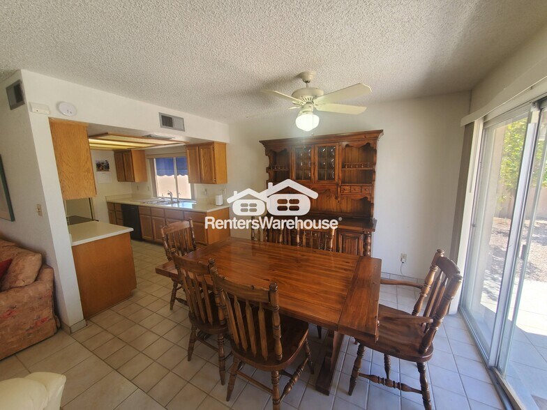 Building Photo - 5136 E Tierra Buena Ln