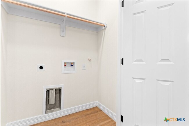 Building Photo - 209 S 18th St
