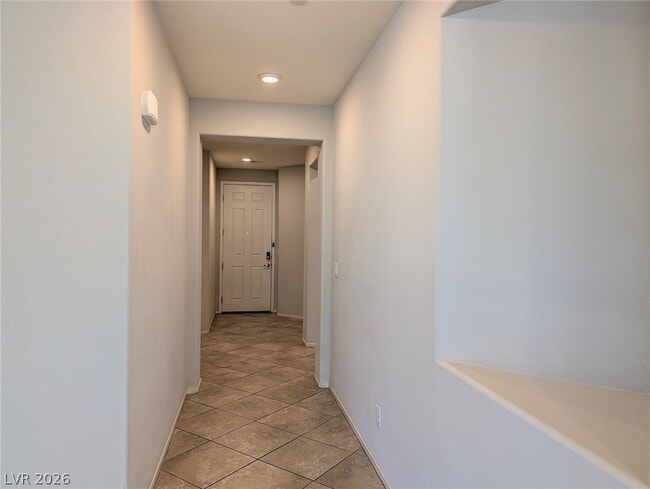 Building Photo - 1290 Paseo del Oso Ln