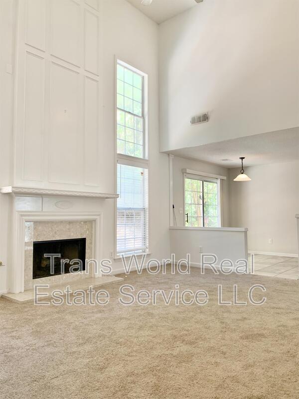 Building Photo - 485 Chippenham Ct