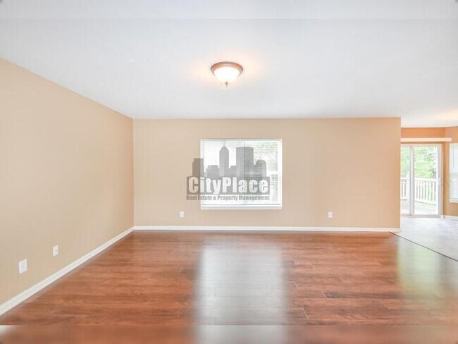 Building Photo - 4324 Blue Spruce Ct