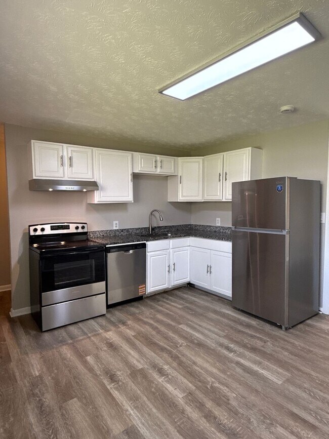 Building Photo - 3 Bed 2 Bath in Jonesboro!