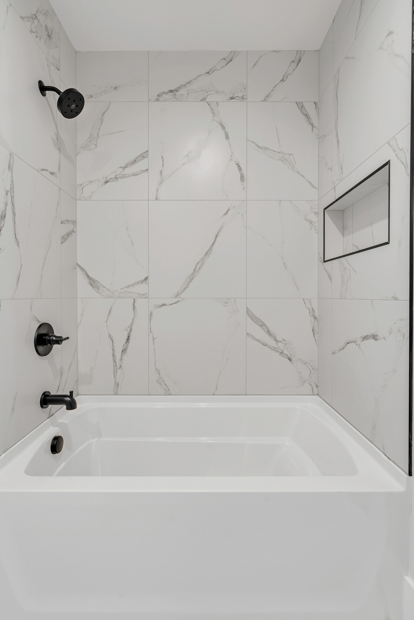 Building Photo - 321 31st Ave N