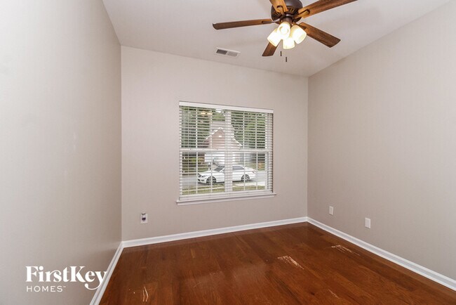 Building Photo - 6003 Brookstone Ridge Dr