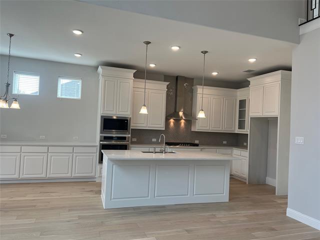 Building Photo - 7208 Redwood Rd